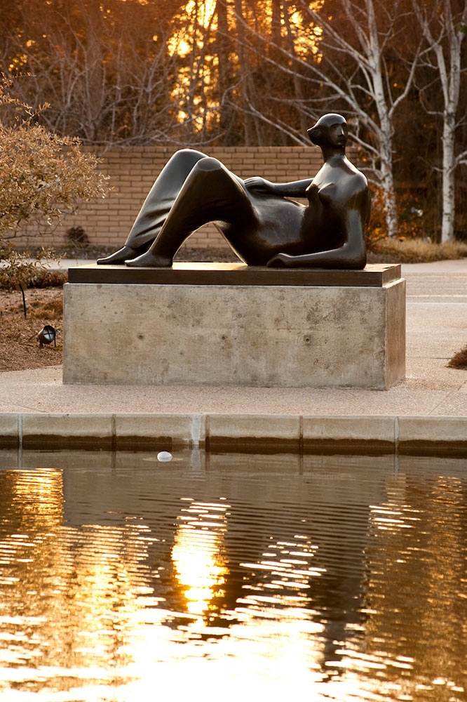 Henry Moore, "Reclining Figure: Angles," 1979. © The Henry Moore Foundation. All Rights Reserved, DACS 2021 / www.henry-moore.org